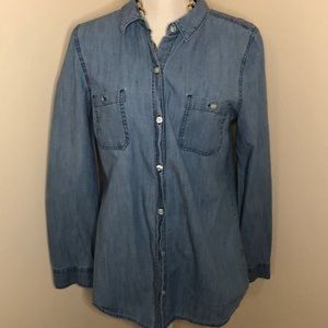 🌺 Old Navy denim top